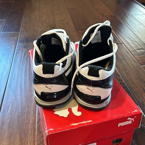 Puma men’s running shoes - Picture 3 of 5